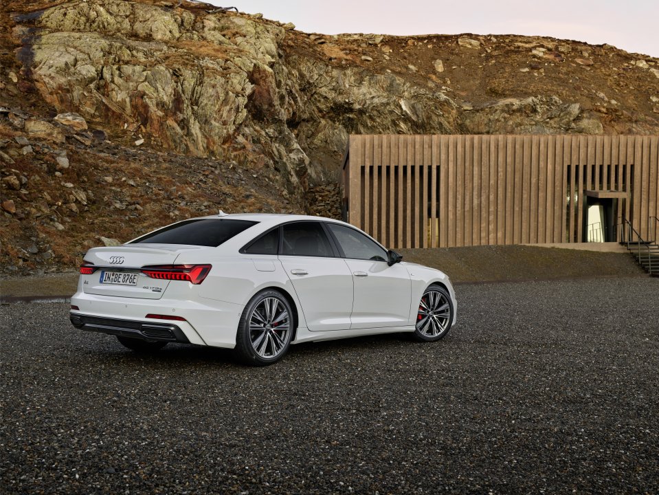 Danske priser p Audi A6 hybrid