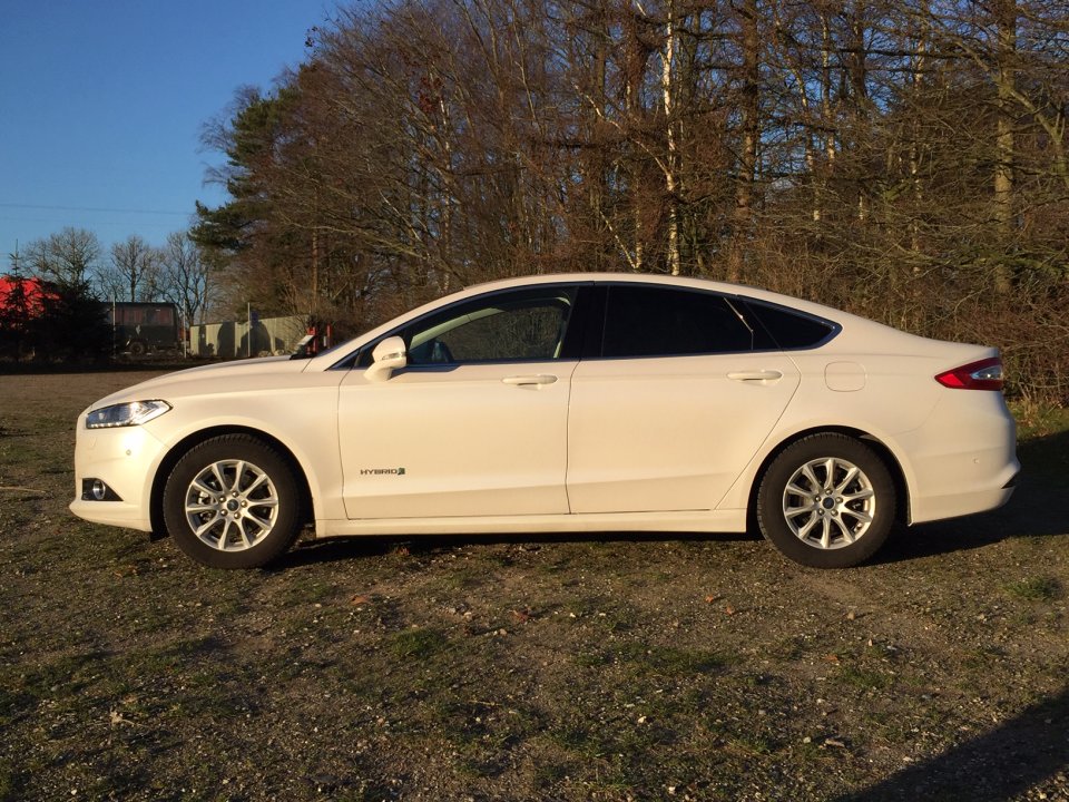 Ford Mondeo HEV