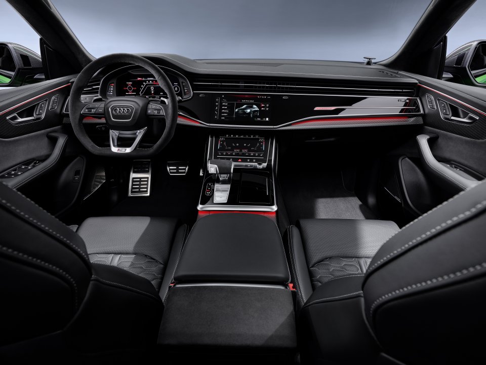 Voldsom Audi RS Q8